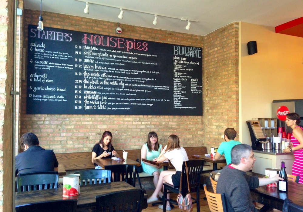 Craft Pizza Chicago Dining Room