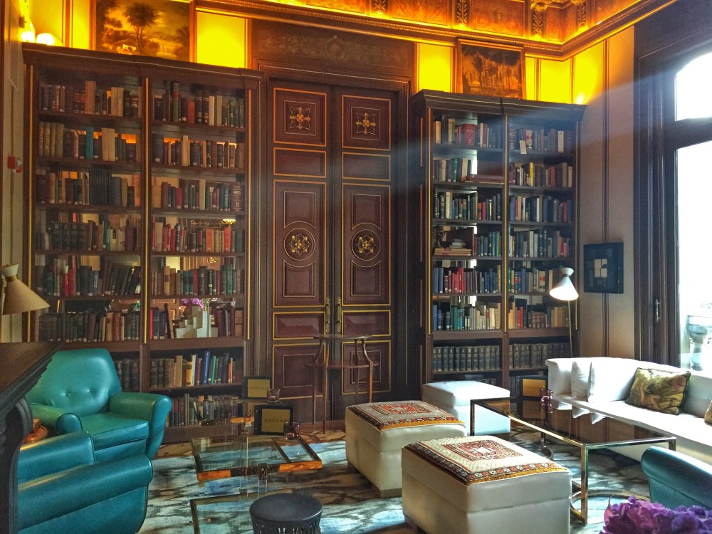 Library at the Cotton House - Barcelona
