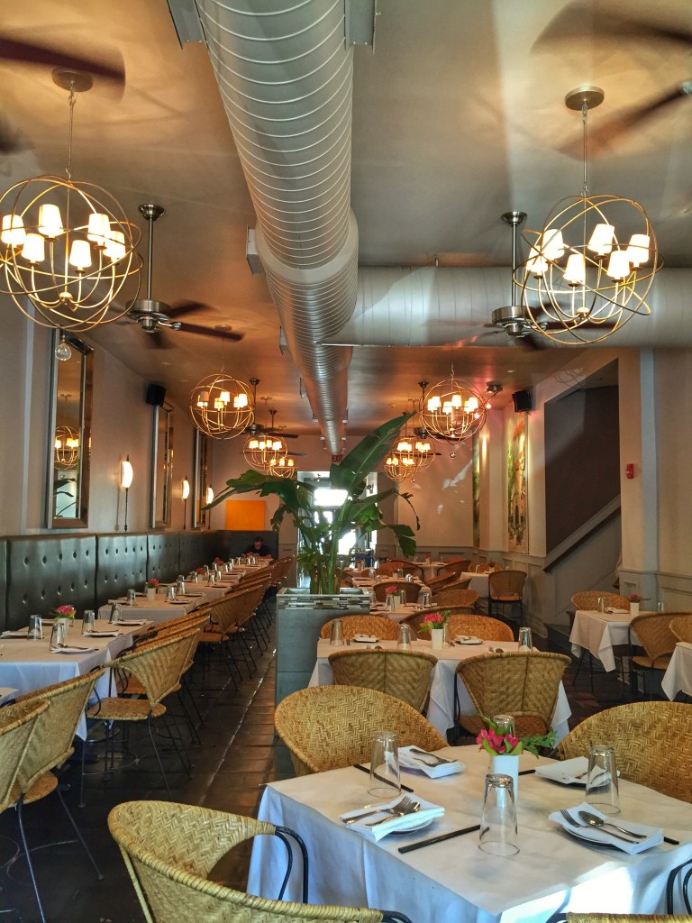 Pasteur Chicago Dining Room